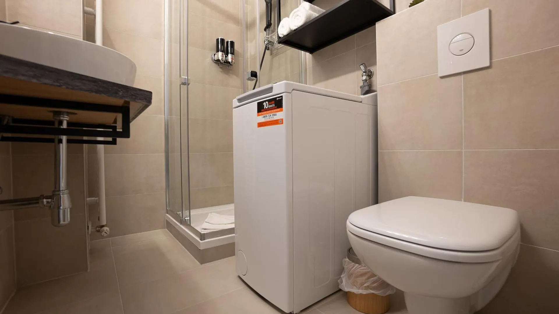 Apartment Bright Modern Studio In Center With A Queen Bed Vienna Austria